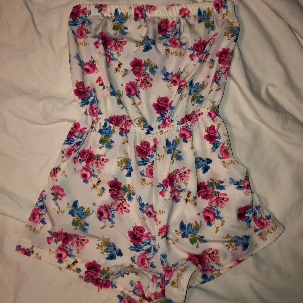 Romper - Picture 2 of 2